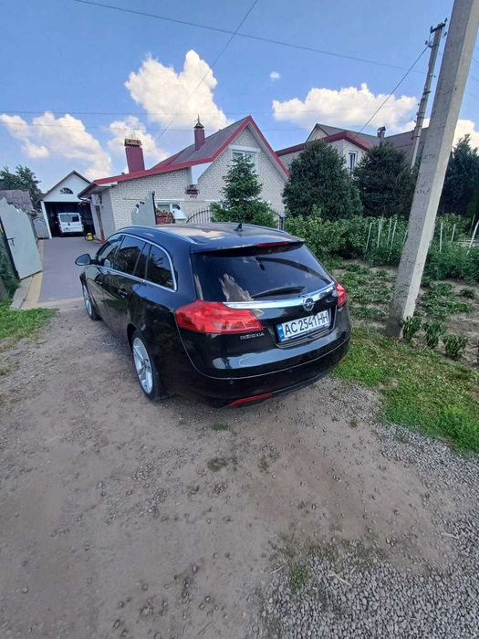 Продам автомобіль Opel insignia