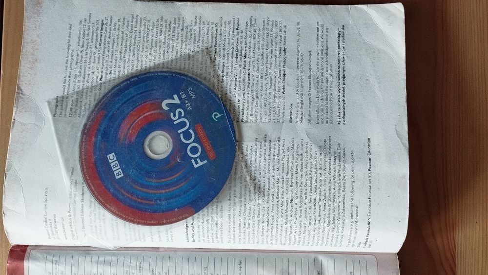 (UZUPEŁNIONY) Podręcznik do języka angielskiego - Focus 2