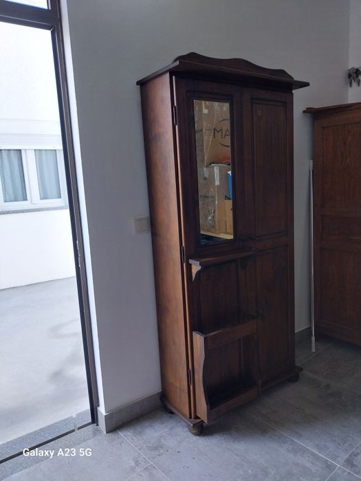 Móvel de entrada em pinho maciço