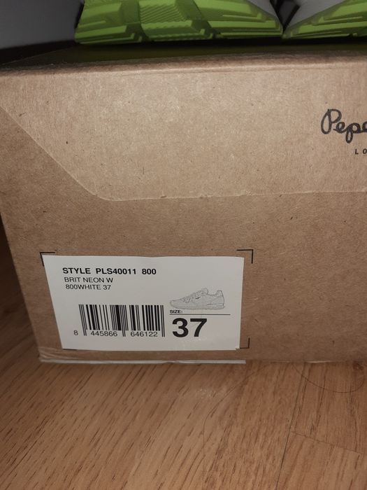 Sapatilhas Ténis brancos da Pepe Jeans. Tamanho 37