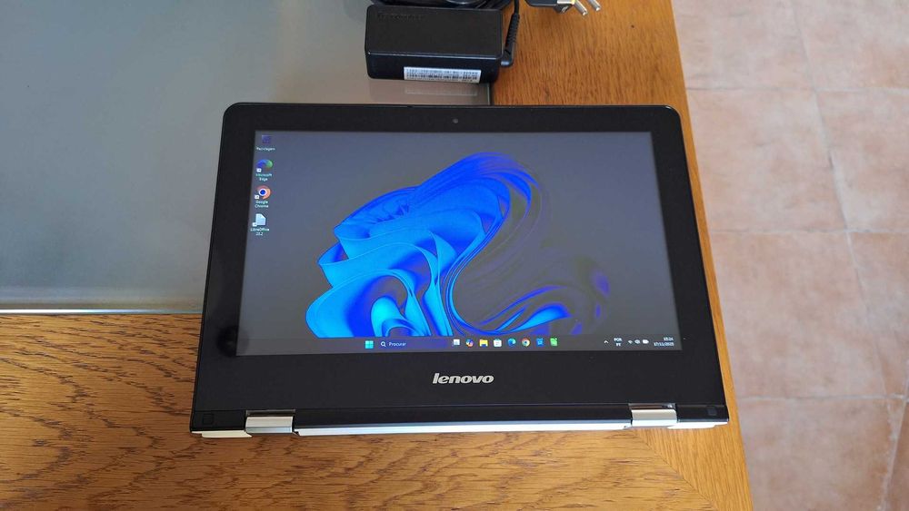 Lenovo Yoga 300-11 Touch- N3060 1.6GHz- 4GB Ram- SSD 240GB- Win11