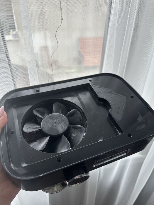 Витяжка манікюрна