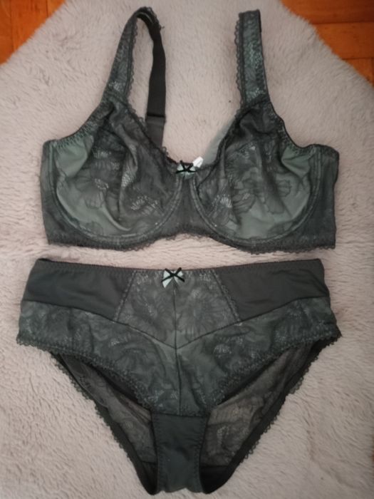 Komplet damski Bonprix 95 E/46