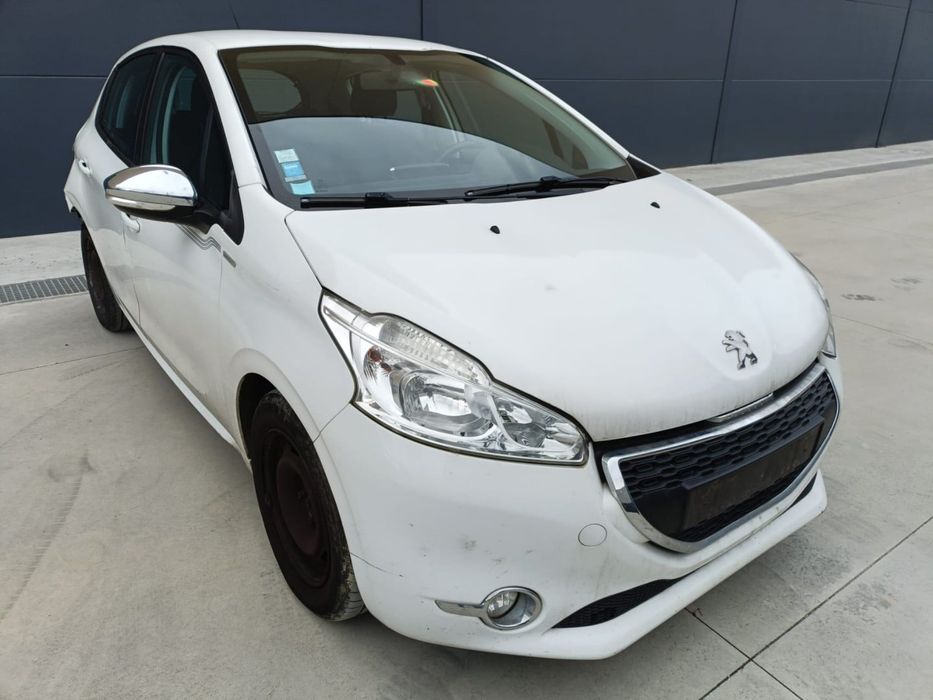 PEUGEOT 208 I - 2014 - Para Peças