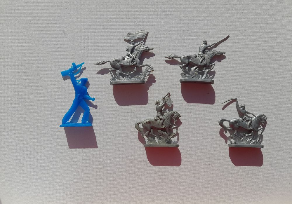 Солдатики СССР  Римляне,  Пираты,  Индейцы  ДЗИ