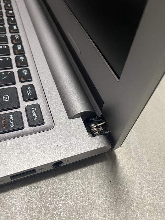 Ноутбук Lenovo M30-70 80H8 13.3" 4/500GB HDD! N3108