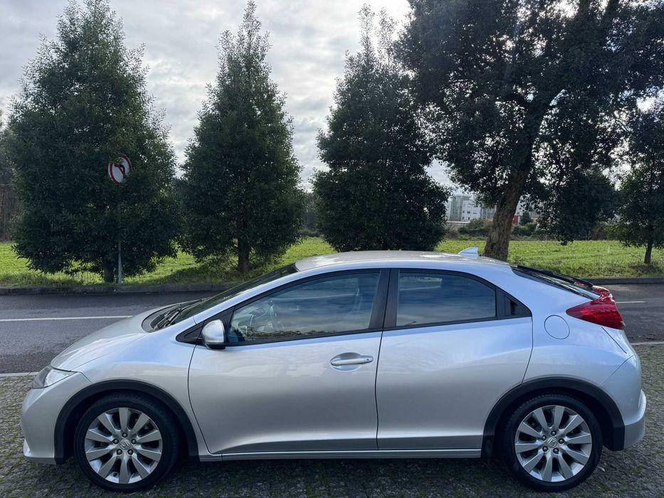 Honda Civic 2.2 i-DTEC Sport