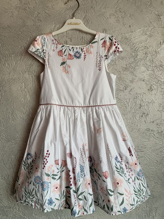 Святкове плаття 6-7р 122см primark