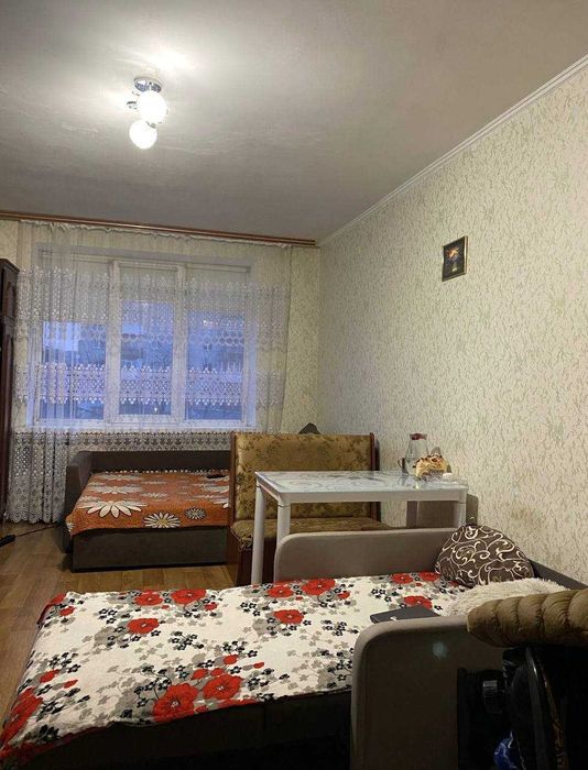 Кімната в гуртожитку на Східній