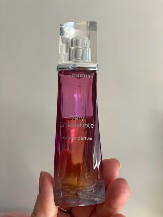 Very Irresistible Givenchy EDP