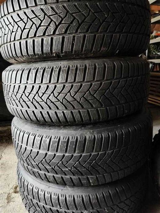 Opony zimowe z felgami 215/65 R16