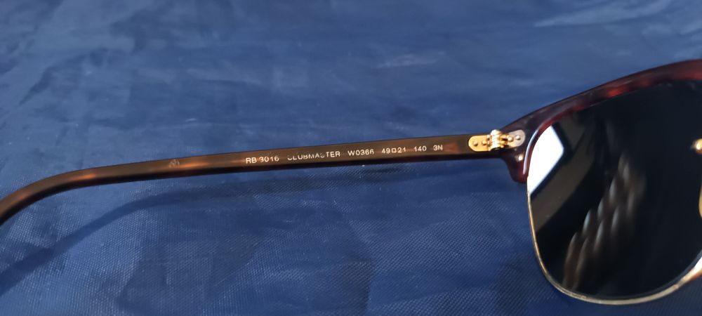 Ray-Ban Clubmaster  (RB3016)