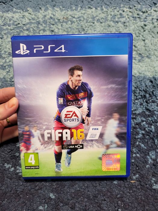 Jogo "FIFA 16" PS4
