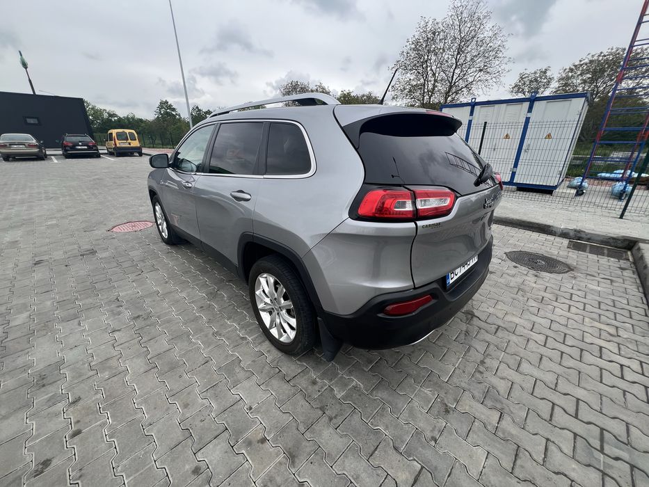 Джип Чероки 2015, 2.4 газ бензин