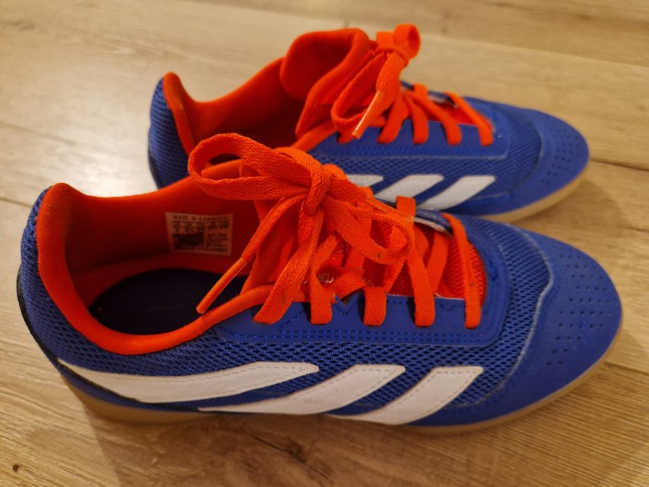 Halówki Addidas Predator rozmiar 35