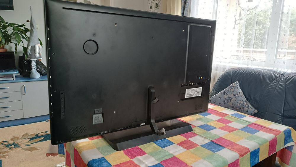 Продам телевізор Philips 42.