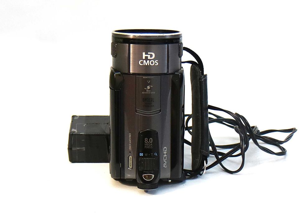 Máquina de filmar Canon Legria HF S100 (LER DESCRIÇÃO)