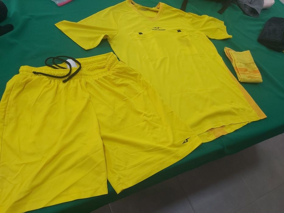 Equipamento de árbitro