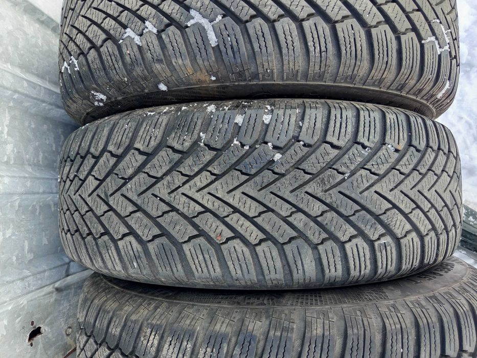 Alufelgi 5x100 z Oponami Zimowymi 195/65R15 Audi A3 Golf Leon Fabia