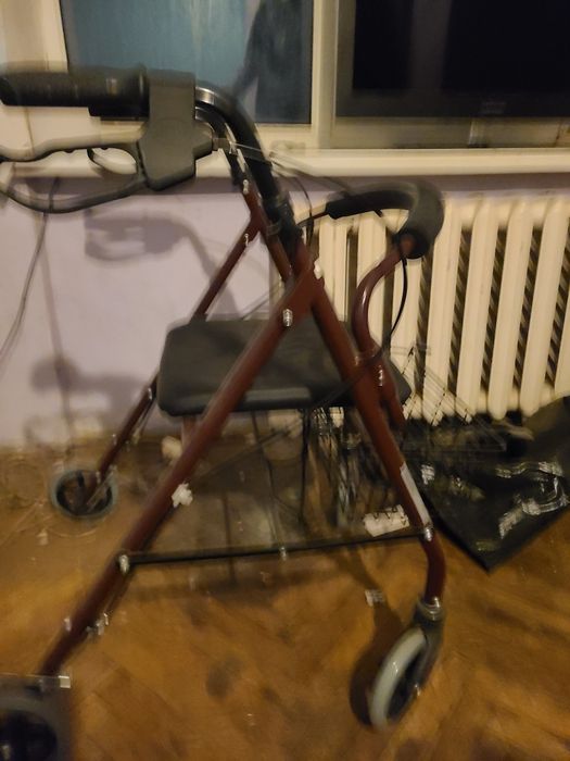 Ходунки для дорослих