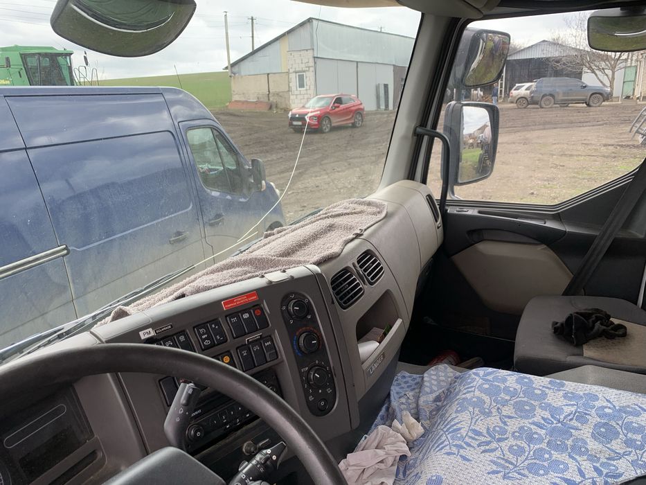Продам зчіпку Renault Premium 2010 + алюмінієвий самоскид Schmitz 2009