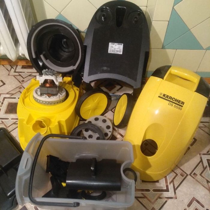 Ремонт пилососів, парогенираторів Karcher, Bosch Philips Samsung інши.