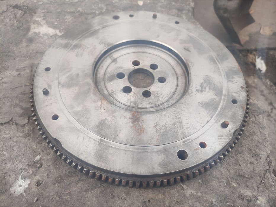 Облегченный маховик классика Жигули нива ваз 2101