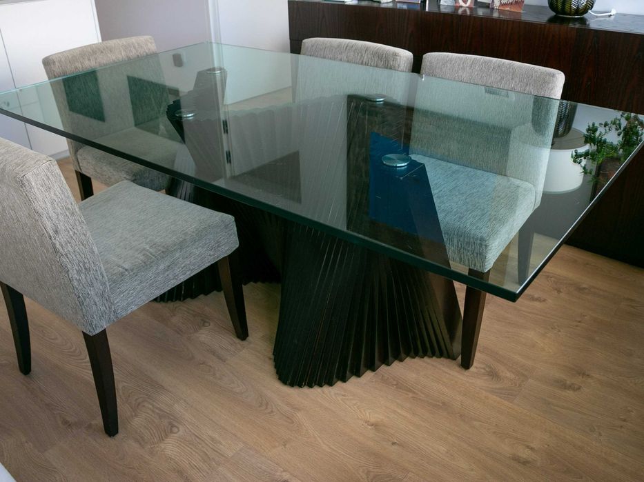 Mesa de Jantar vidro e madeira 1,80 x 1m