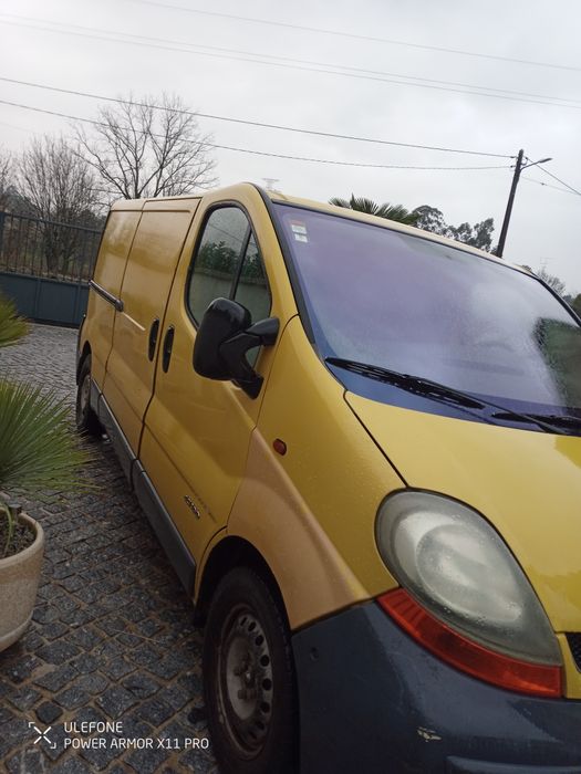 Renault trafic isotérmica longa