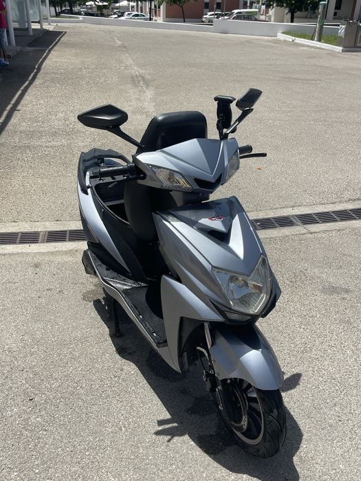 RESERVADA! Moto eletrica motobike
