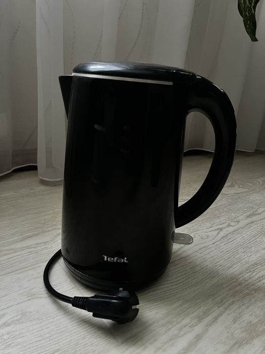 Електричний чайник Tefal