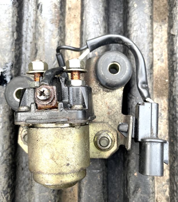 Піввісь L200. Важіль L200. L200 на розбір