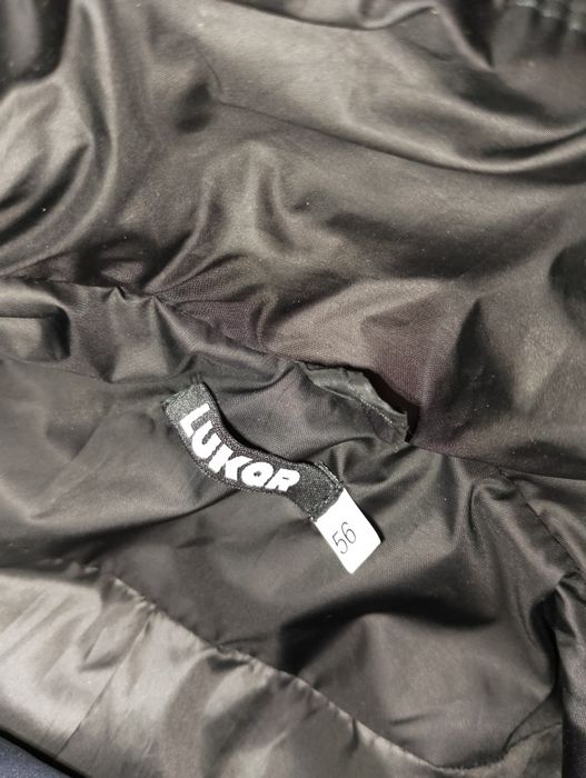 Продам курточку жіночу