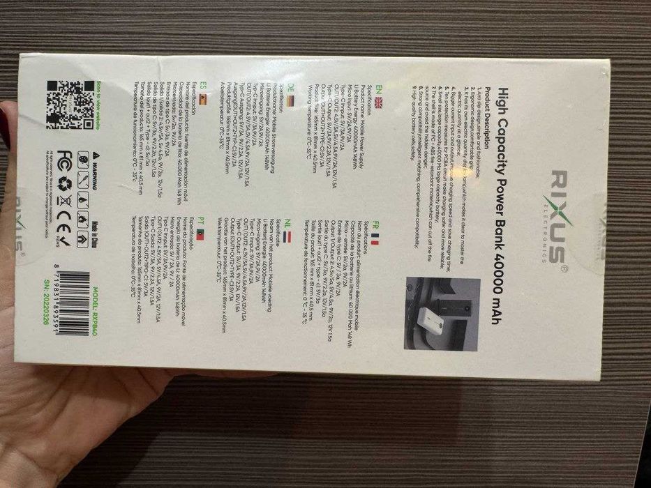 Павербанк для ноутбука Power Bank 40000 30000 Rixus швидка зарядка