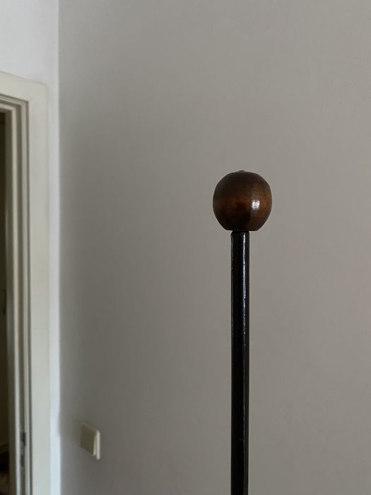 Cabide em ferro e verga