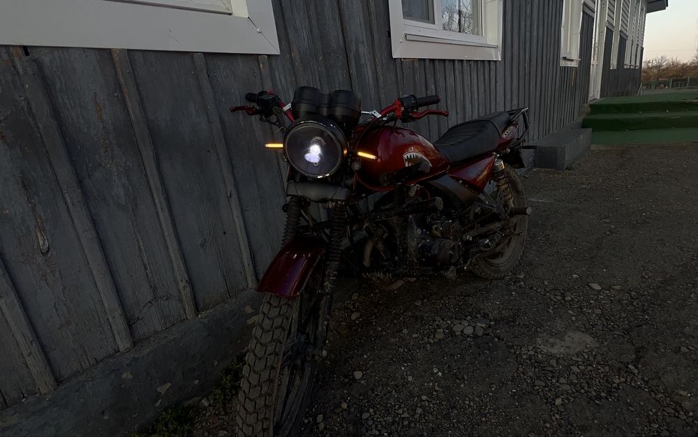 Продам мотоцикл Spark SP150R-14