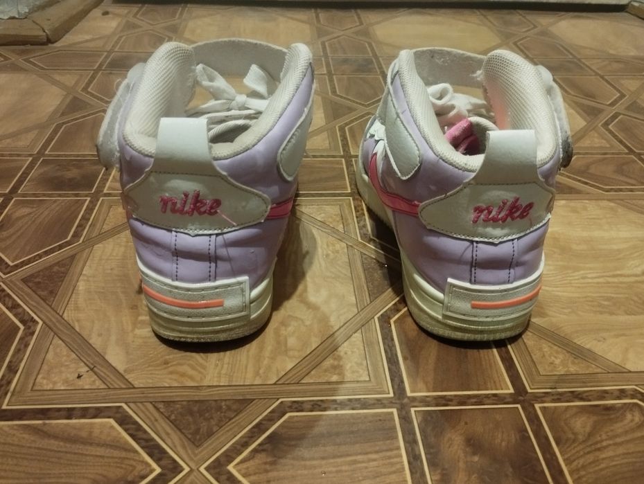 дитячі кросівки Nike Air Force 1 Shadow High, розмір 34
22 см
