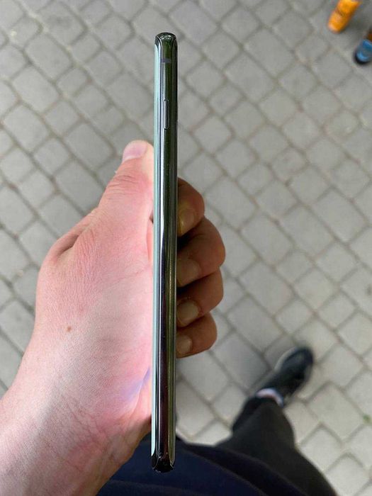 Samsung GALAXY S10