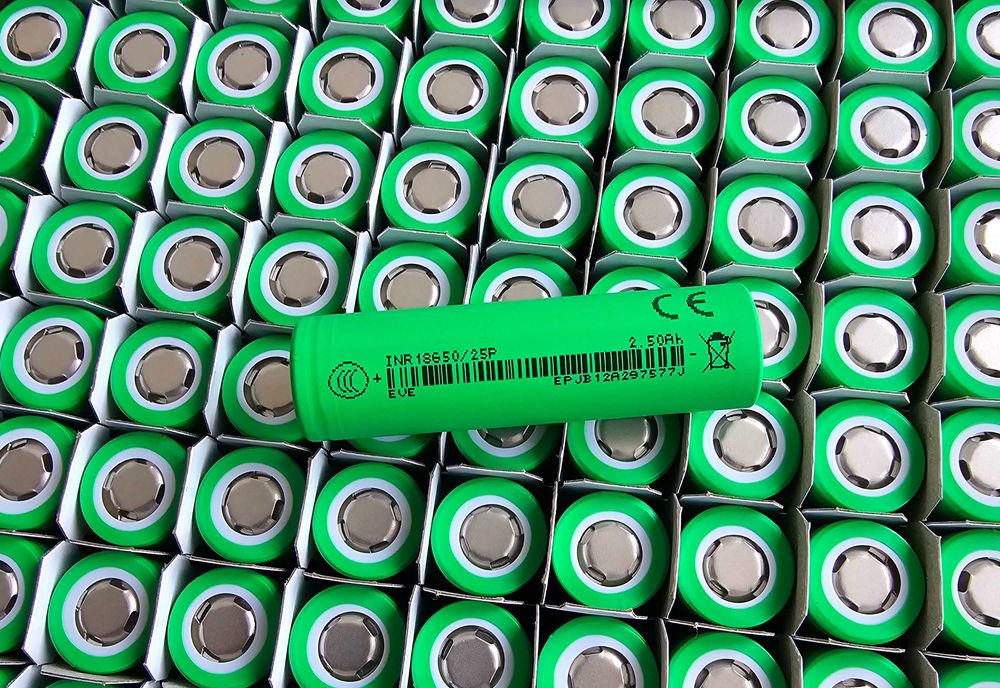 Акумулятор 18650 EVE 25P 2500mAh високотоковий ОРИГІНАЛ
