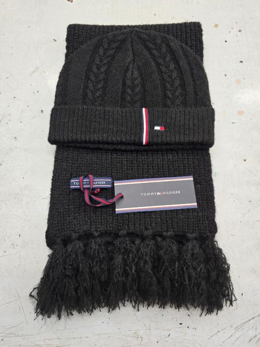 Zestaw czapka i szalik