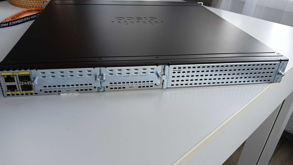 Cisco ISR 4331 Integrated Services Router modułowy inteligentna platforma WAN