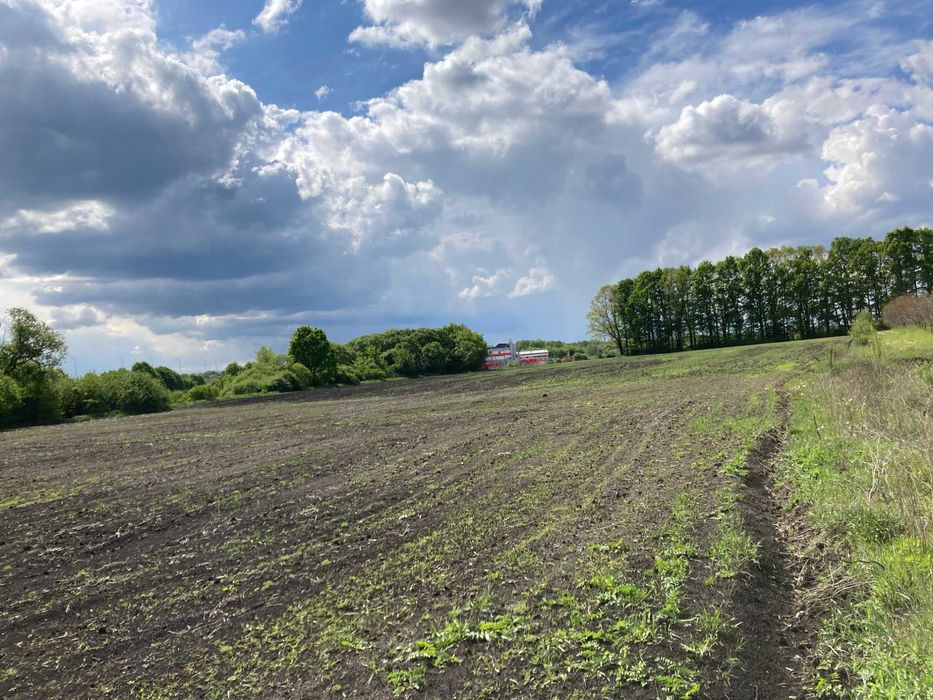 Продам земельну ділянку під комерцію у Вінниці, чудова локація!