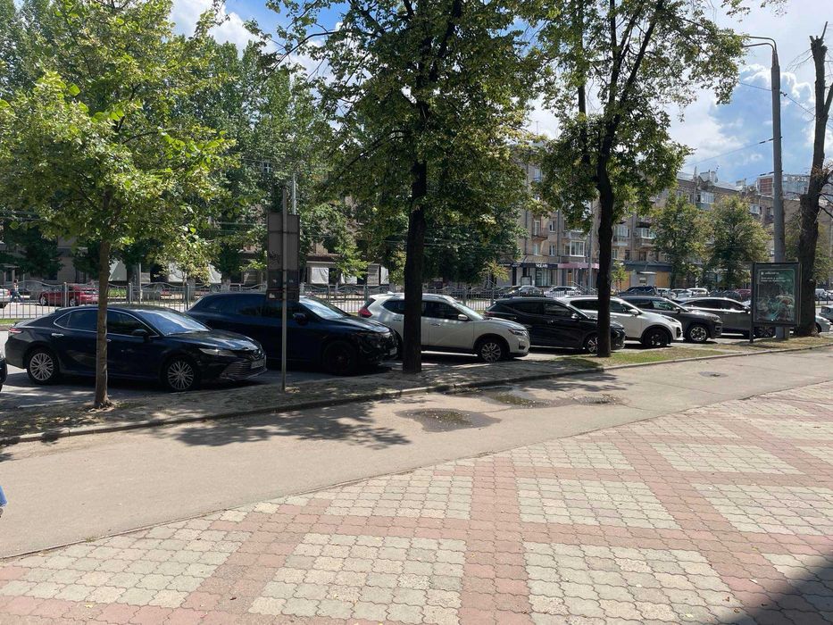 Оренда приміщення 50 кв. м М. Наукова пр. Науки червона лінія