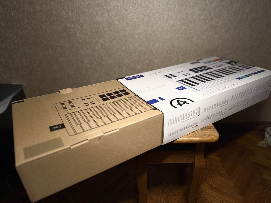 Midi-клавіатура Arturia Keylab Essential 61 mk3