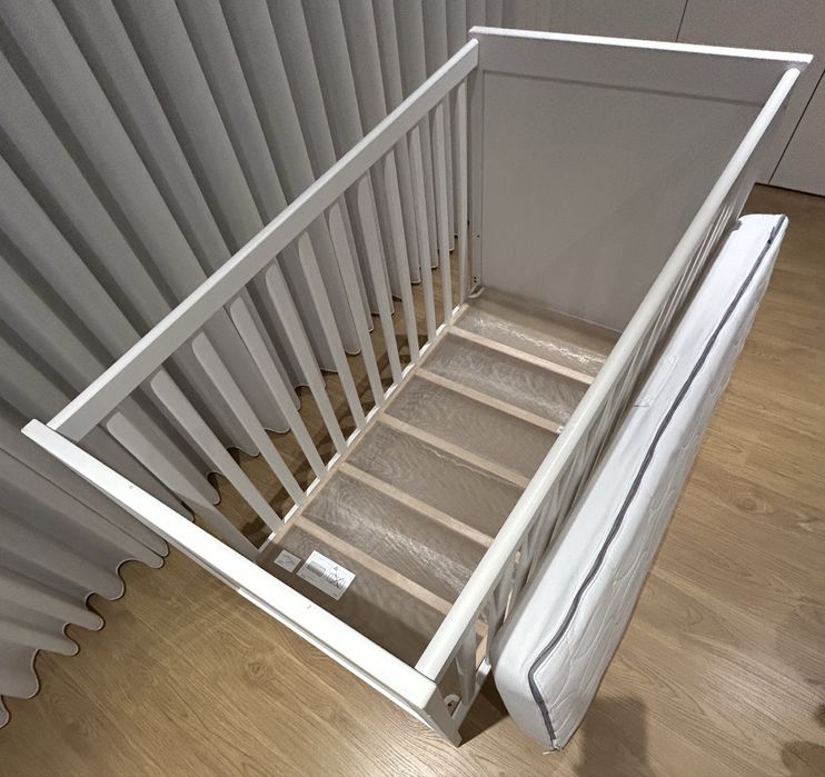 Berço ikea Sundvik + colchão