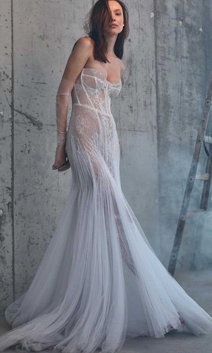 Весільне плаття Пошиття весільних суконь та фат на замовлення