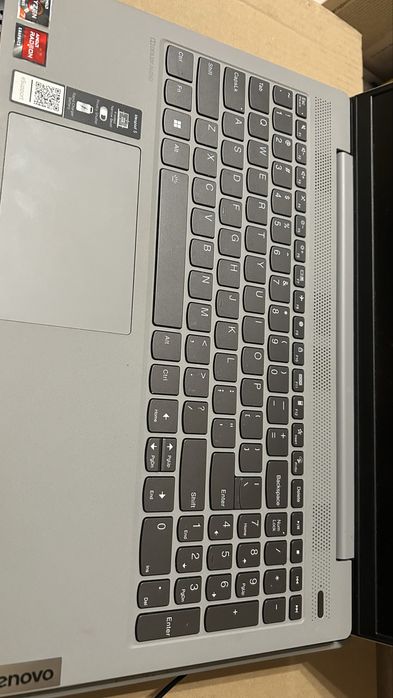 Lenovo IdeaPad 5