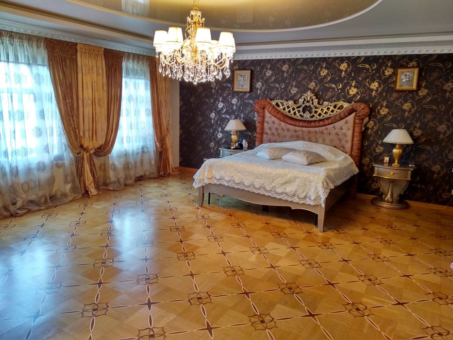 Продам Будинок в Елітному  районі Соснівка