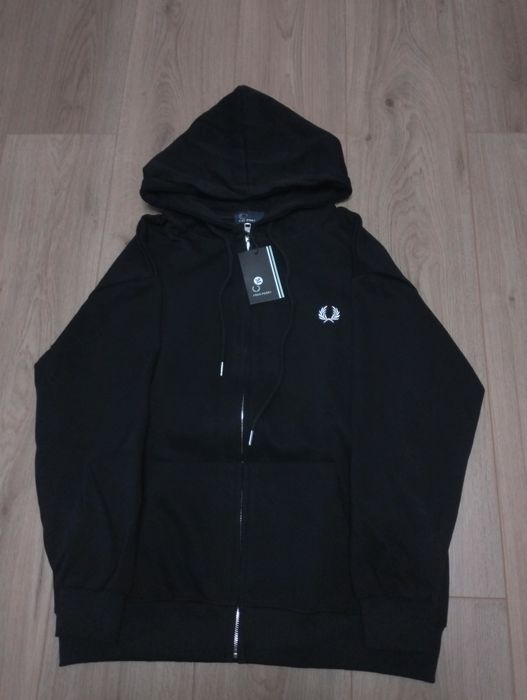 Зипка Fred Perry