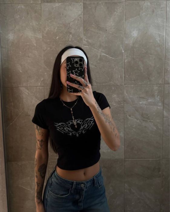 В наявнсті! Жіночий кроп топ